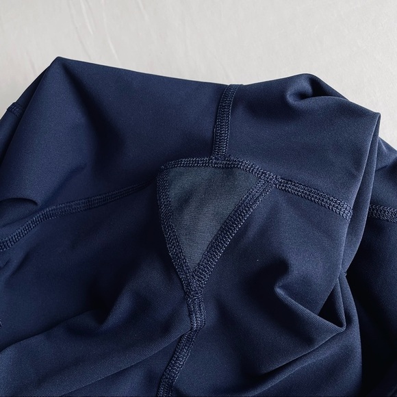 ❤️ Lululemon Tight Stuff Tight in Midnight Navy Reflective B14 - Picture 11 of 14